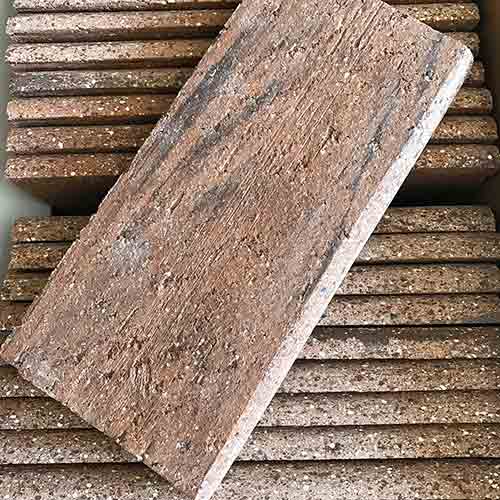 Image of brick bullnose pieces